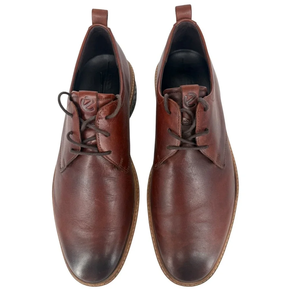 Ecco mens st